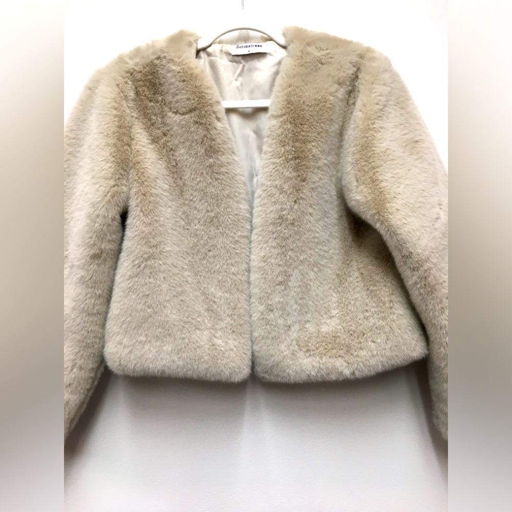 Fortunate One Crop Faux Fur Jacket Medium Tan Cream Open Front